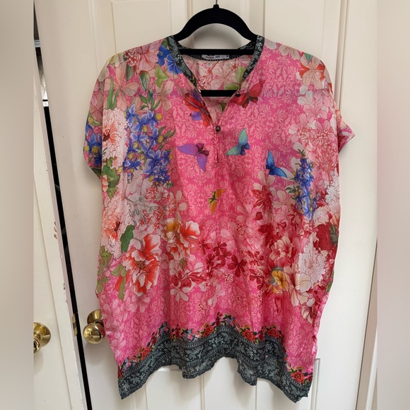 Johnny Was Boquet Frame Parade Blouse Silk Butterflies - Picture 5 of 10